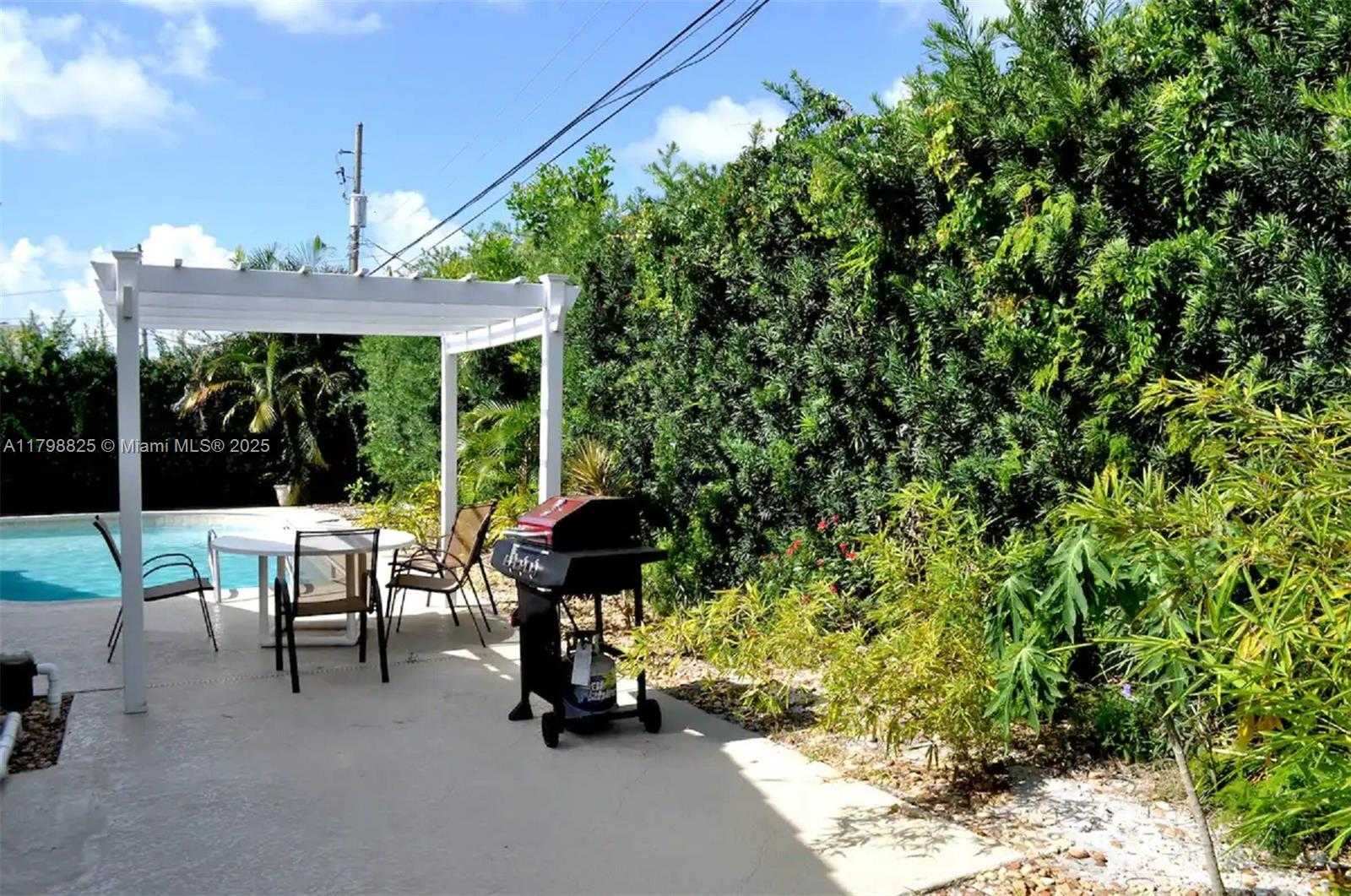 Small Image of 5111 NORTH EAST 15TH AVE, Fort Lauderdale Number 9