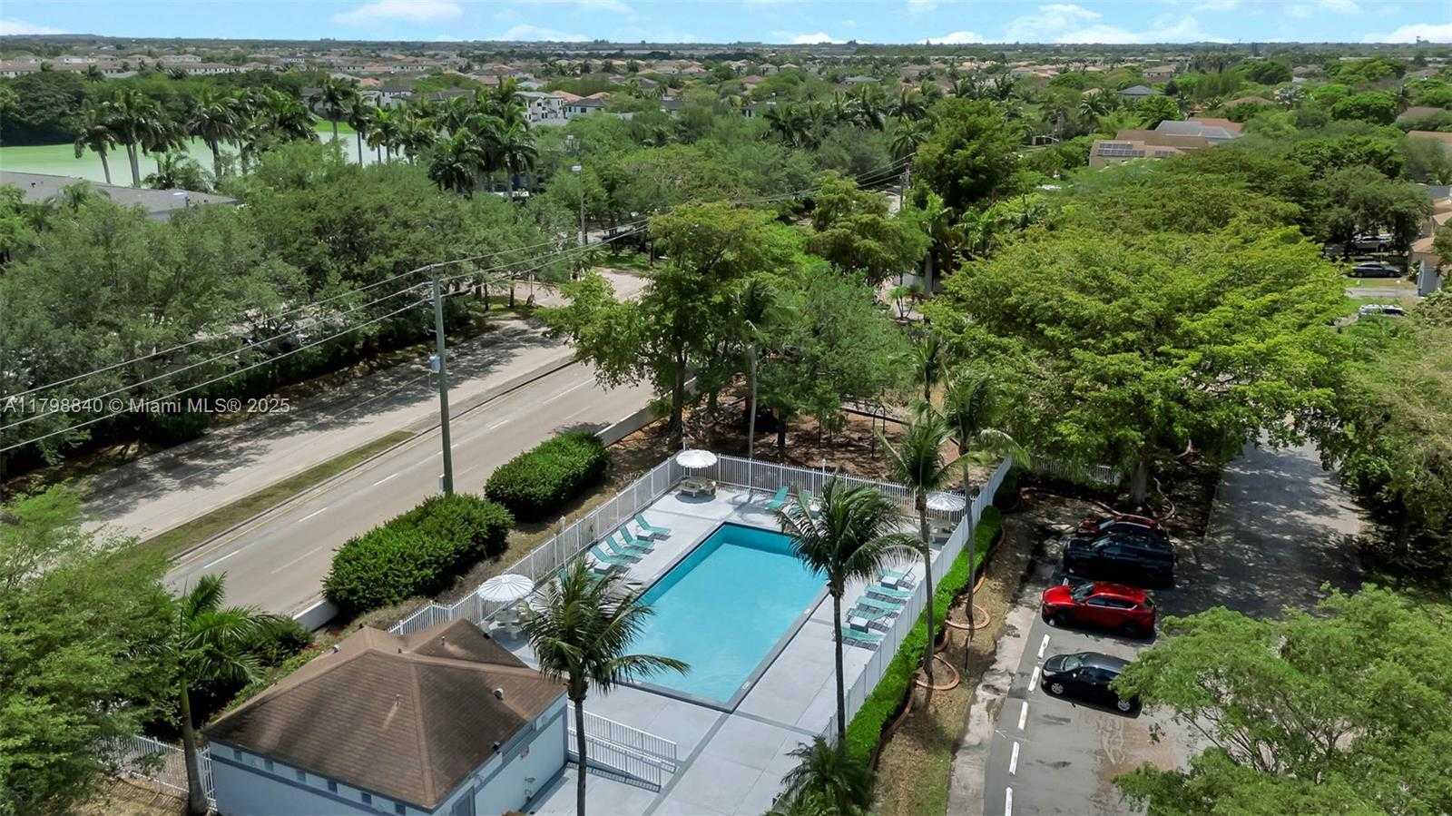 Small Image of 10066 SOUTH WEST 222ND STREET, Cutler Bay Number 30