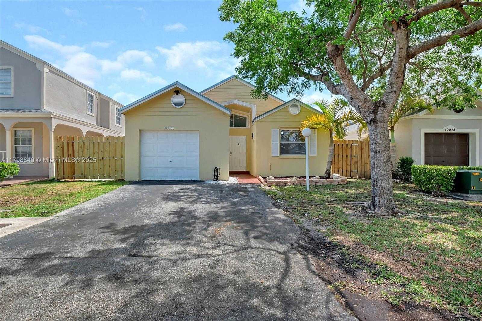 Small Image of 10066 SOUTH WEST 222ND STREET, Cutler Bay Number 31