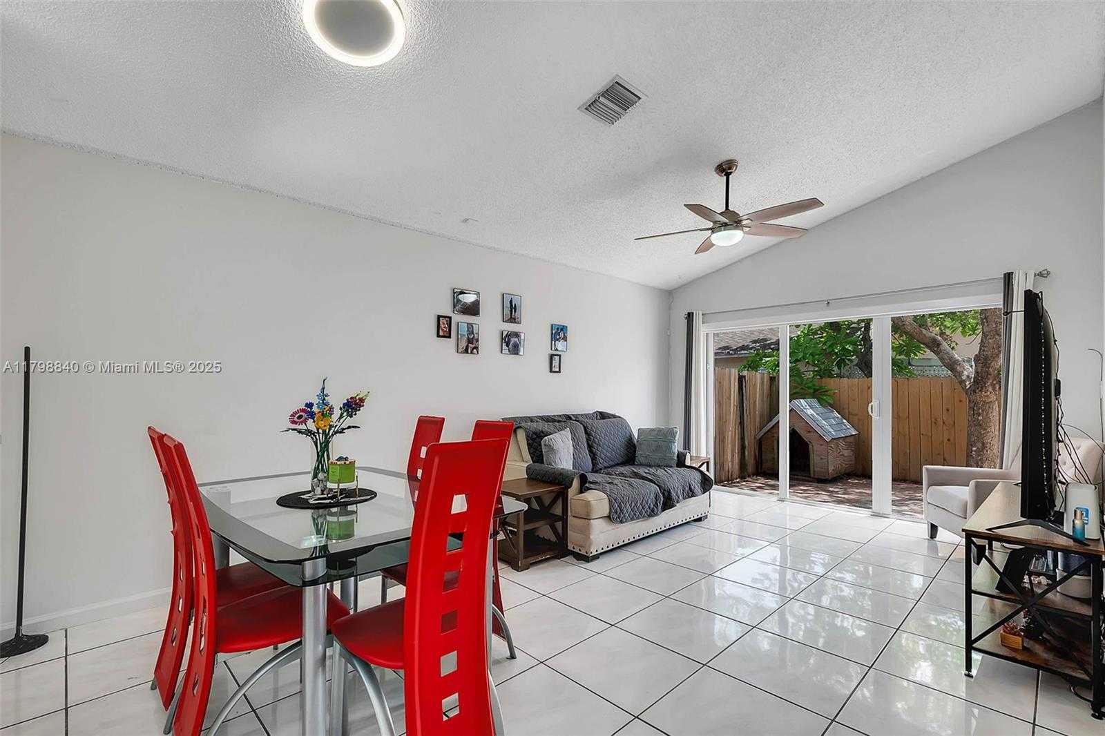 Small Image of 10066 SOUTH WEST 222ND STREET, Cutler Bay Number 4