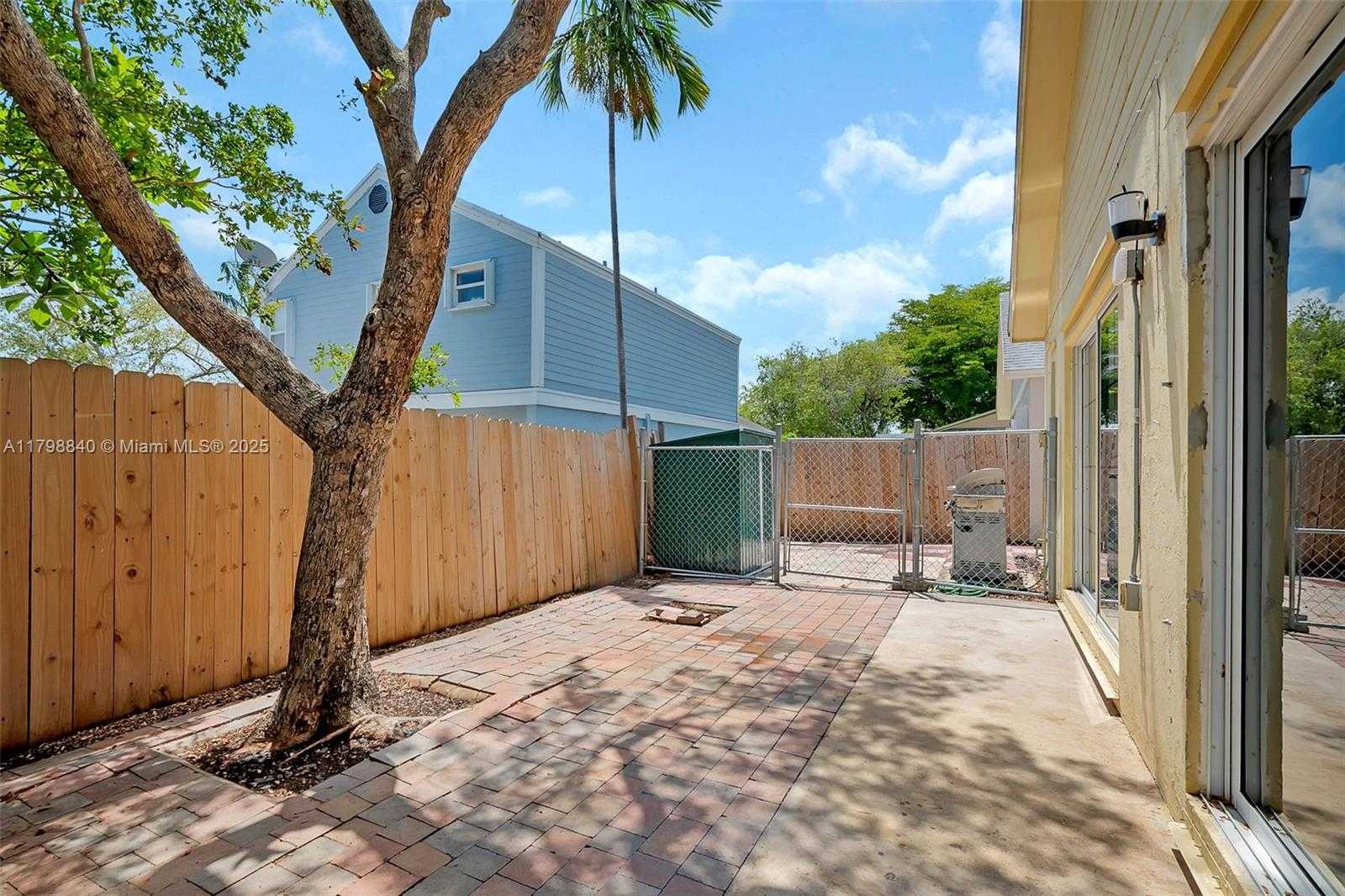 Small Image of 10066 SOUTH WEST 222ND STREET, Cutler Bay Number 5