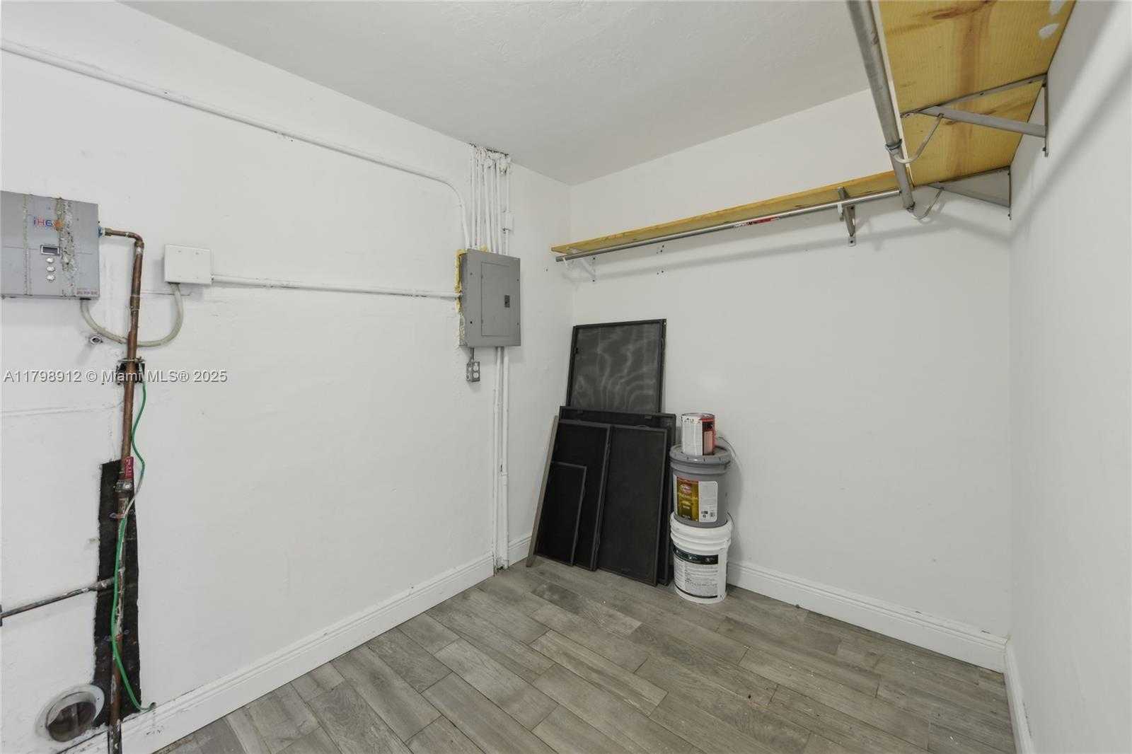 Small Image of 4260 NORTH WEST 172ND DR, Miami Gardens Number 14