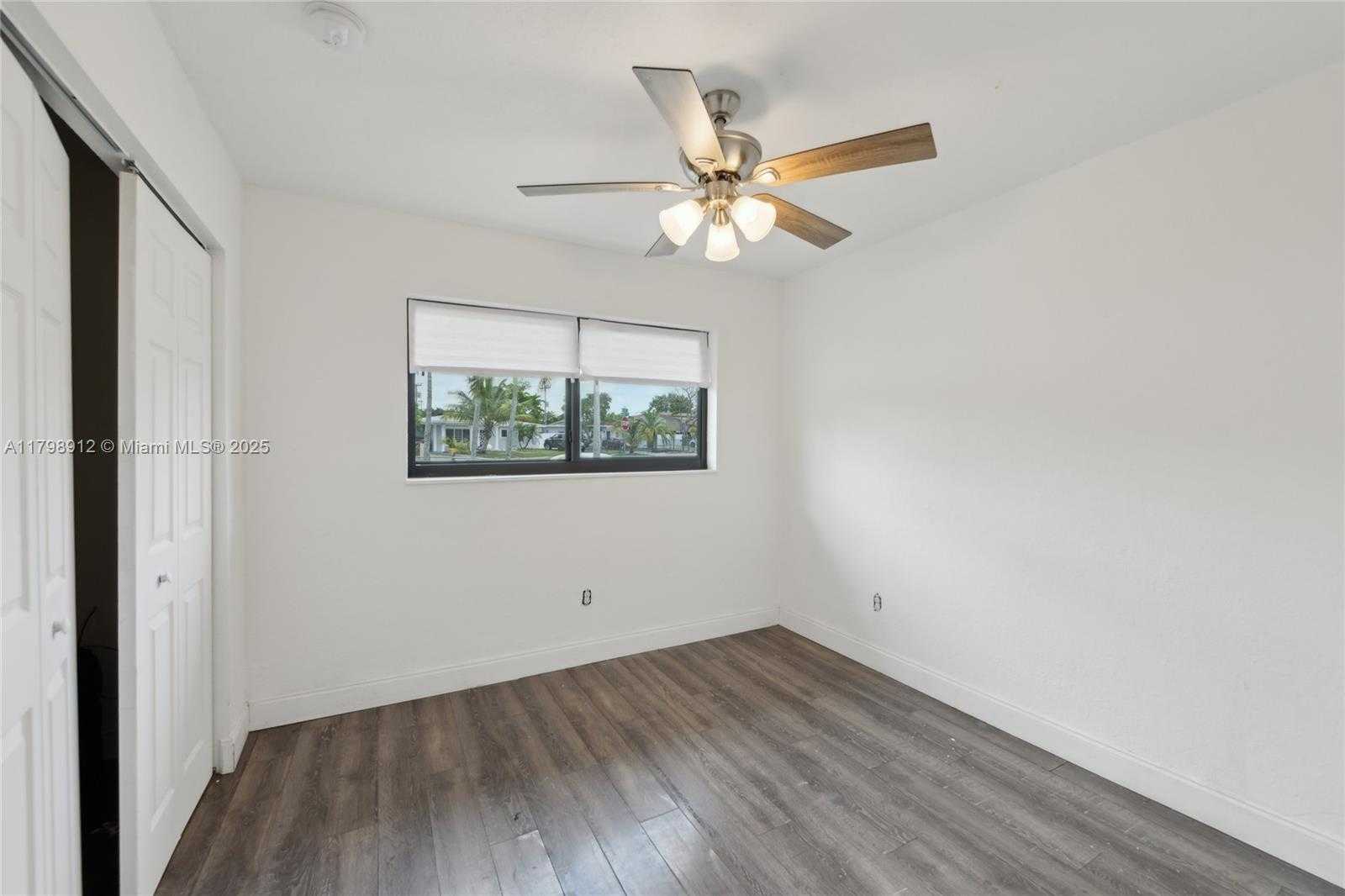 Small Image of 4260 NORTH WEST 172ND DR, Miami Gardens Number 16