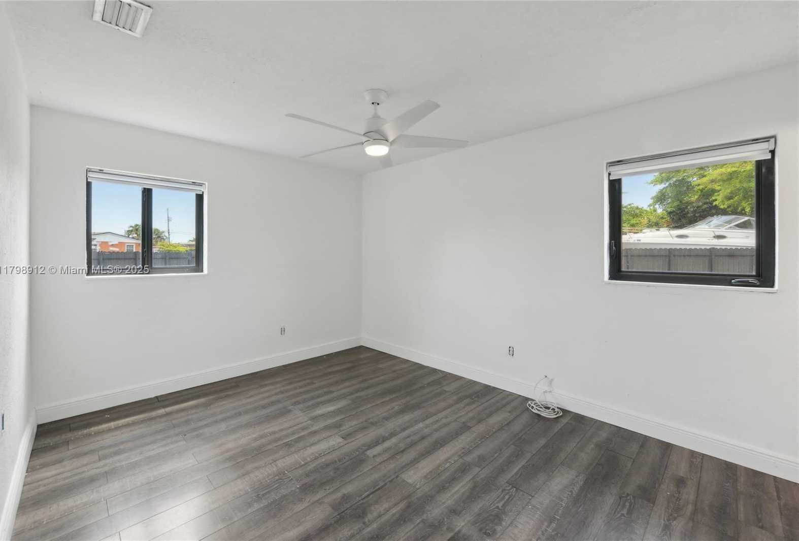 Small Image of 4260 NORTH WEST 172ND DR, Miami Gardens Number 21