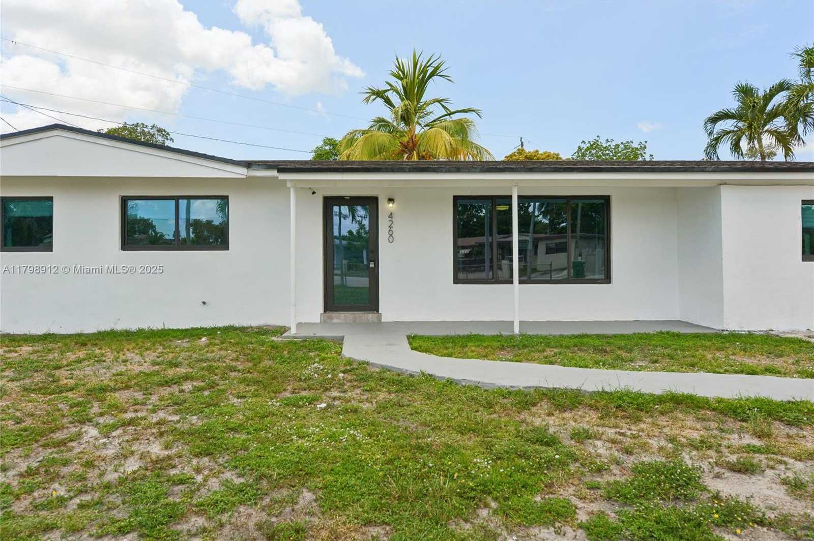 Small Image of 4260 NORTH WEST 172ND DR, Miami Gardens Number 4