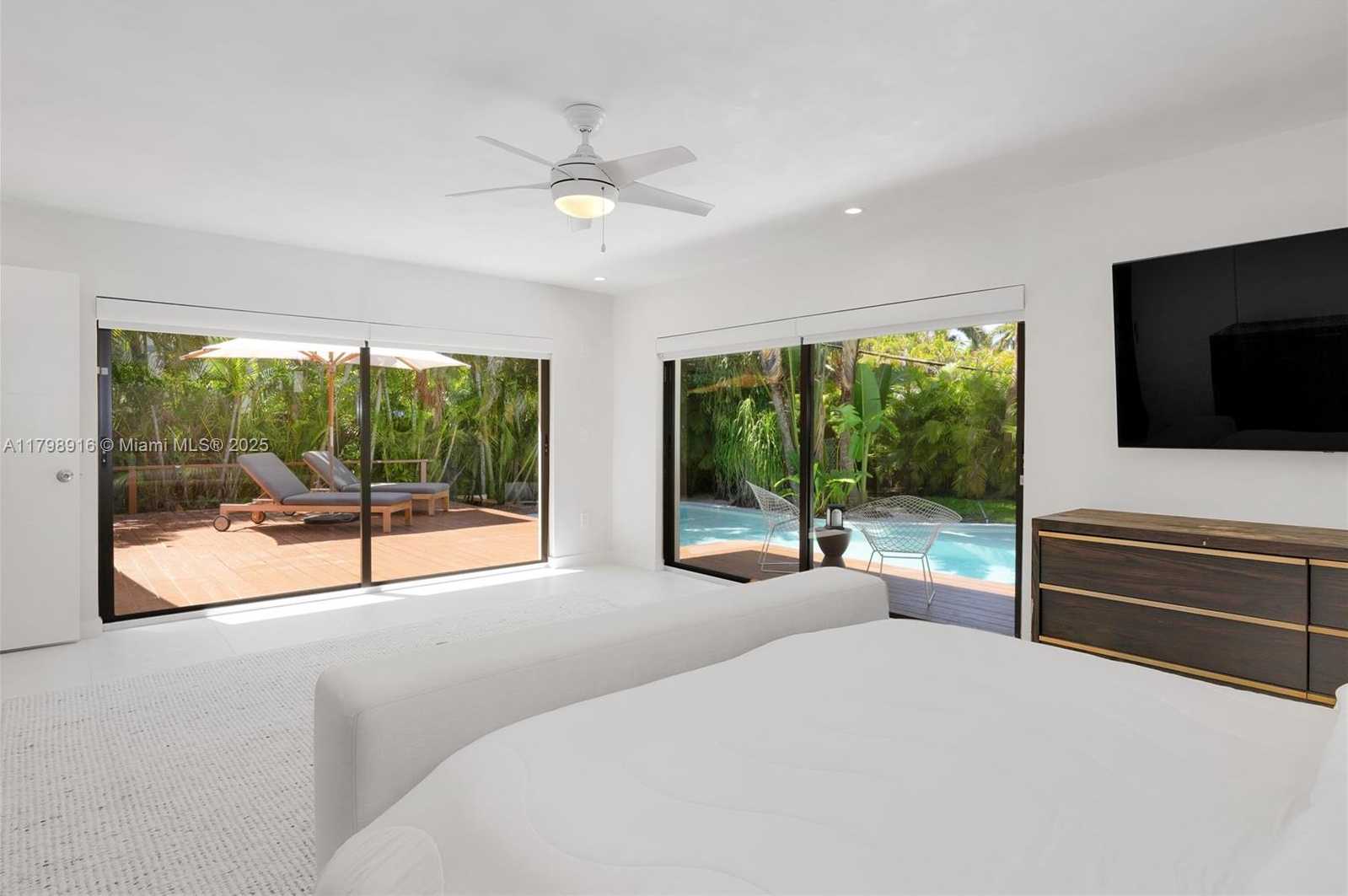 Small Image of 4031 WOODRIDGE RD, Coconut Grove Number 13