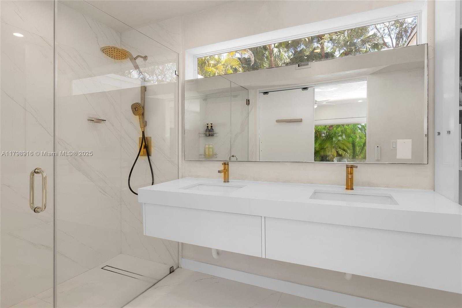 Small Image of 4031 WOODRIDGE RD, Coconut Grove Number 14