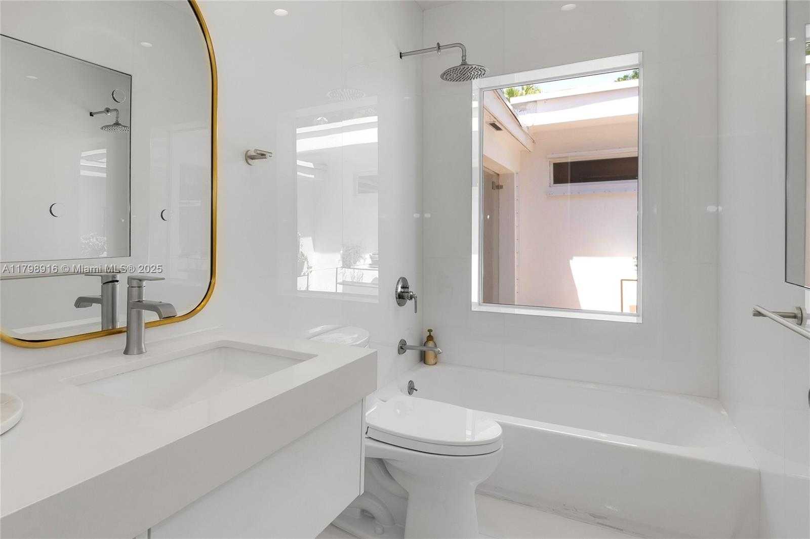 Small Image of 4031 WOODRIDGE RD, Coconut Grove Number 20