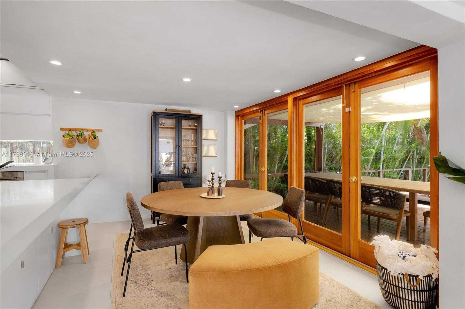 Small Image of 4031 WOODRIDGE RD, Coconut Grove Number 8