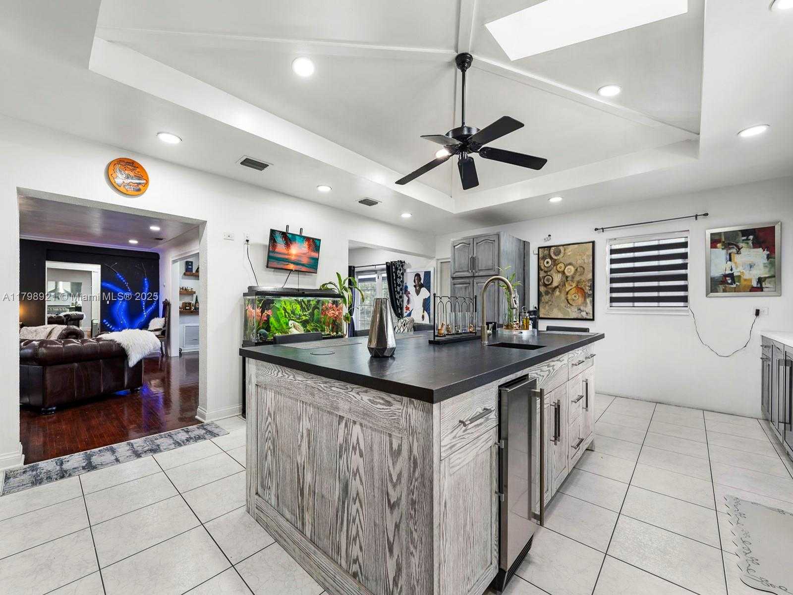 Small Image of 17720 NORTH WEST 17TH AVE, Miami Gardens Number 18