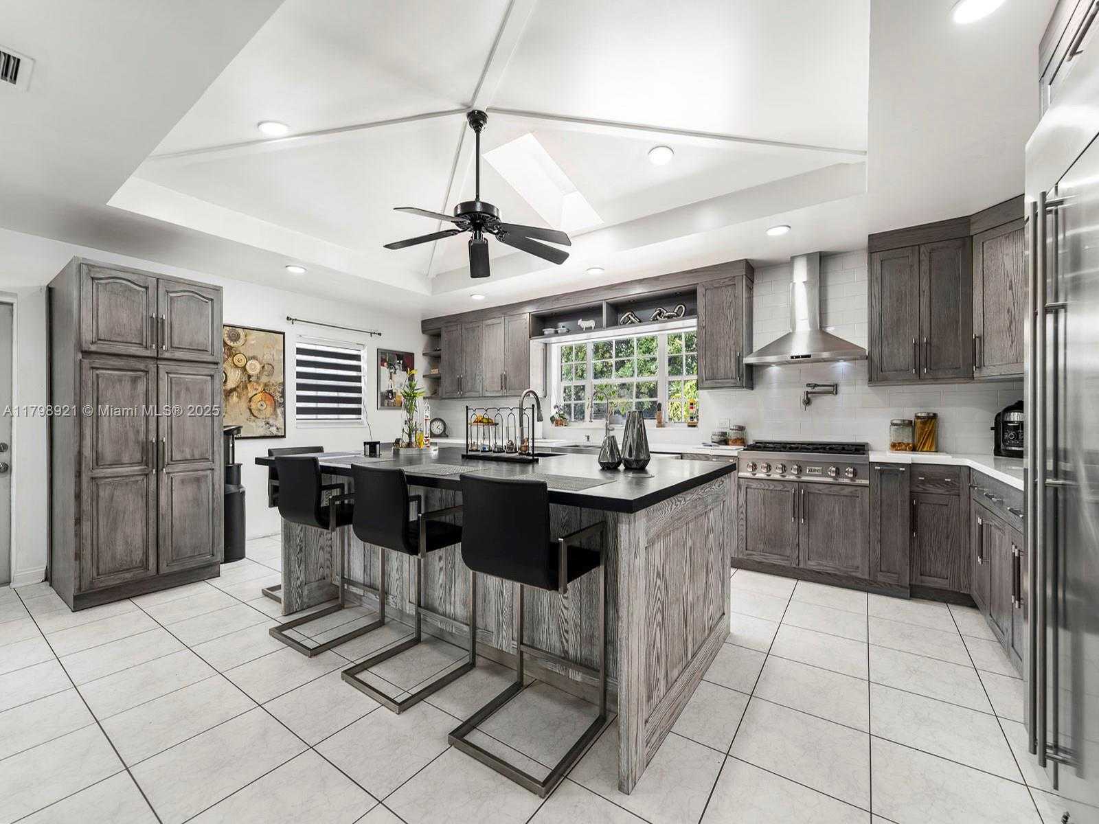 Small Image of 17720 NORTH WEST 17TH AVE, Miami Gardens Number 22