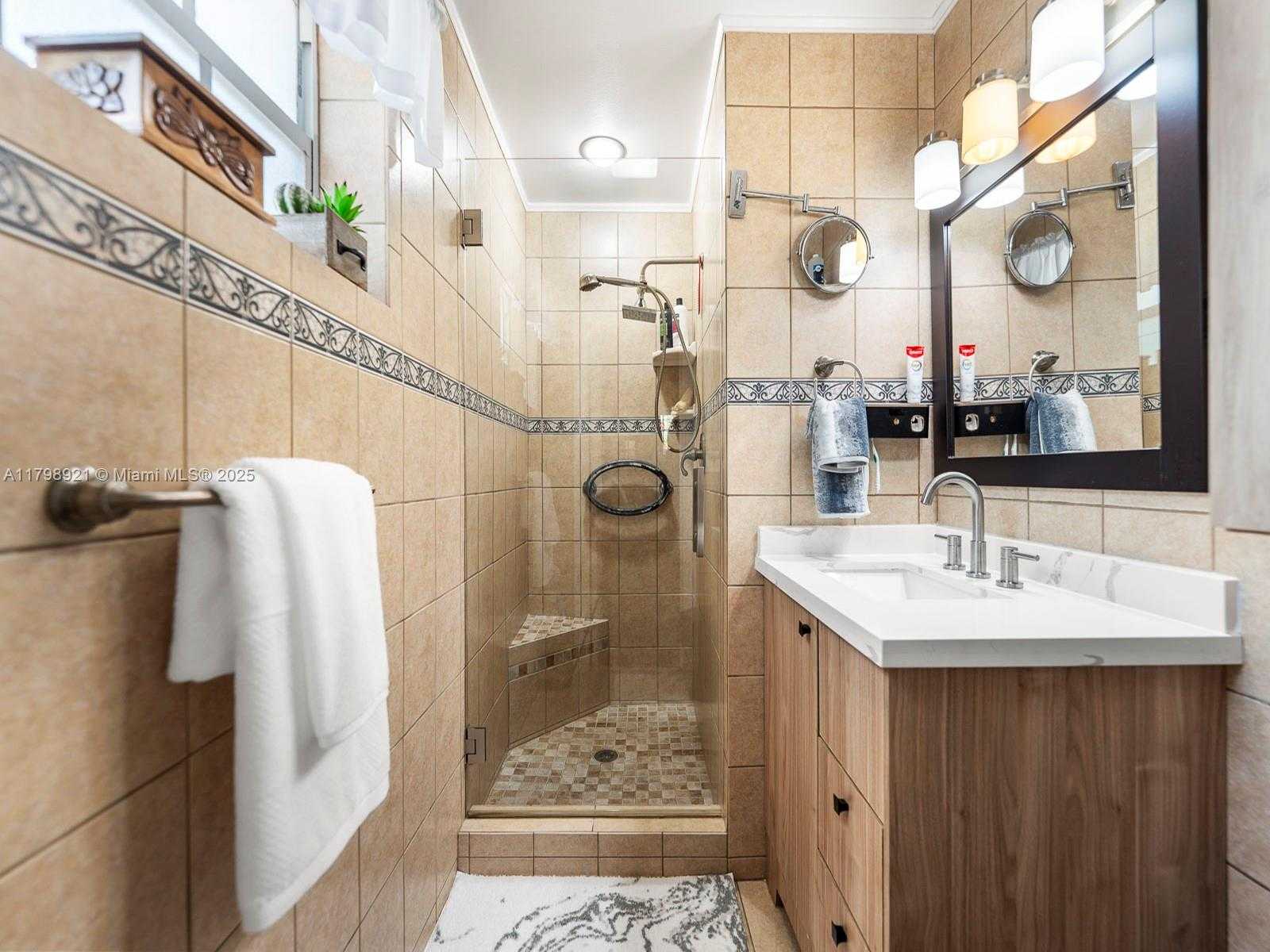 Small Image of 17720 NORTH WEST 17TH AVE, Miami Gardens Number 23