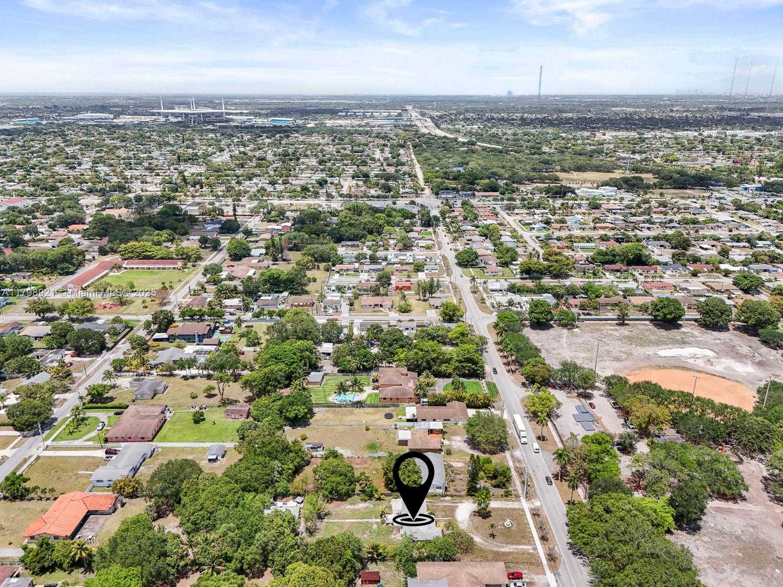 Small Image of 17720 NORTH WEST 17TH AVE, Miami Gardens Number 35
