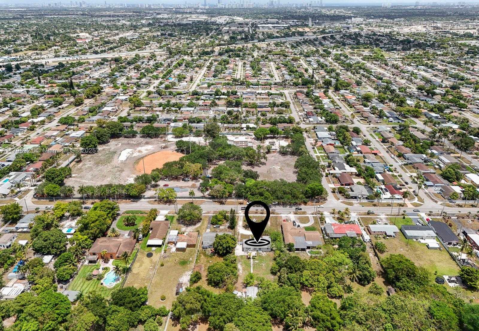 Small Image of 17720 NORTH WEST 17TH AVE, Miami Gardens Number 36