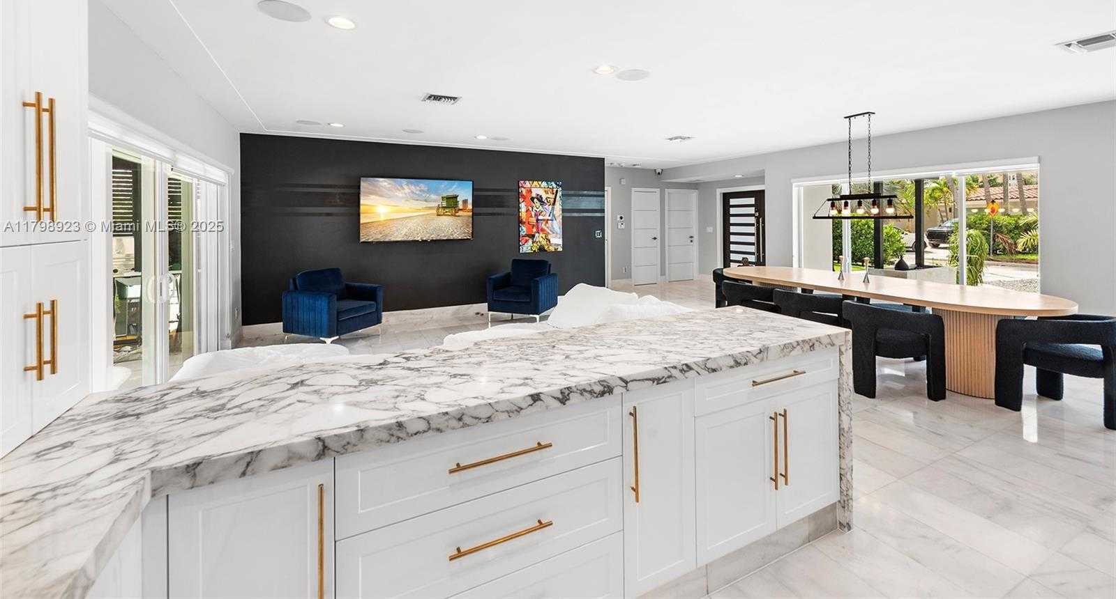 Small Image of 16409 NORTH EAST 31ST AVE, North Miami Beach Number 16