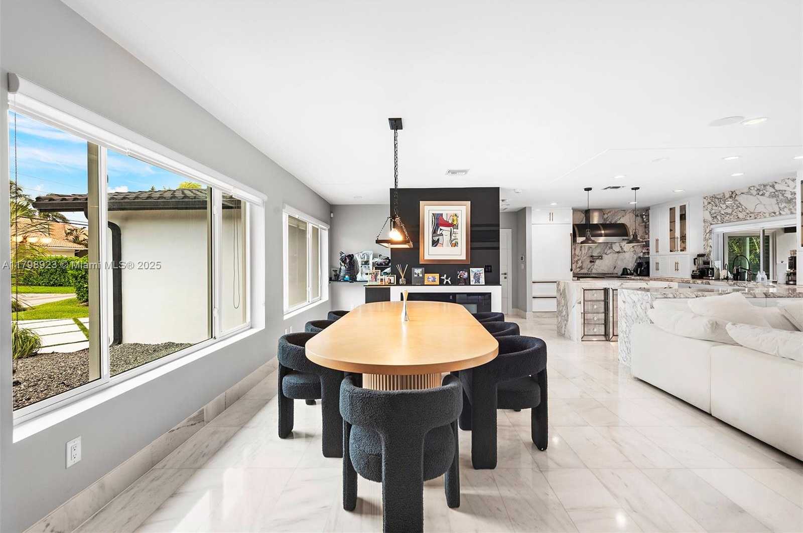 Small Image of 16409 NORTH EAST 31ST AVE, North Miami Beach Number 9