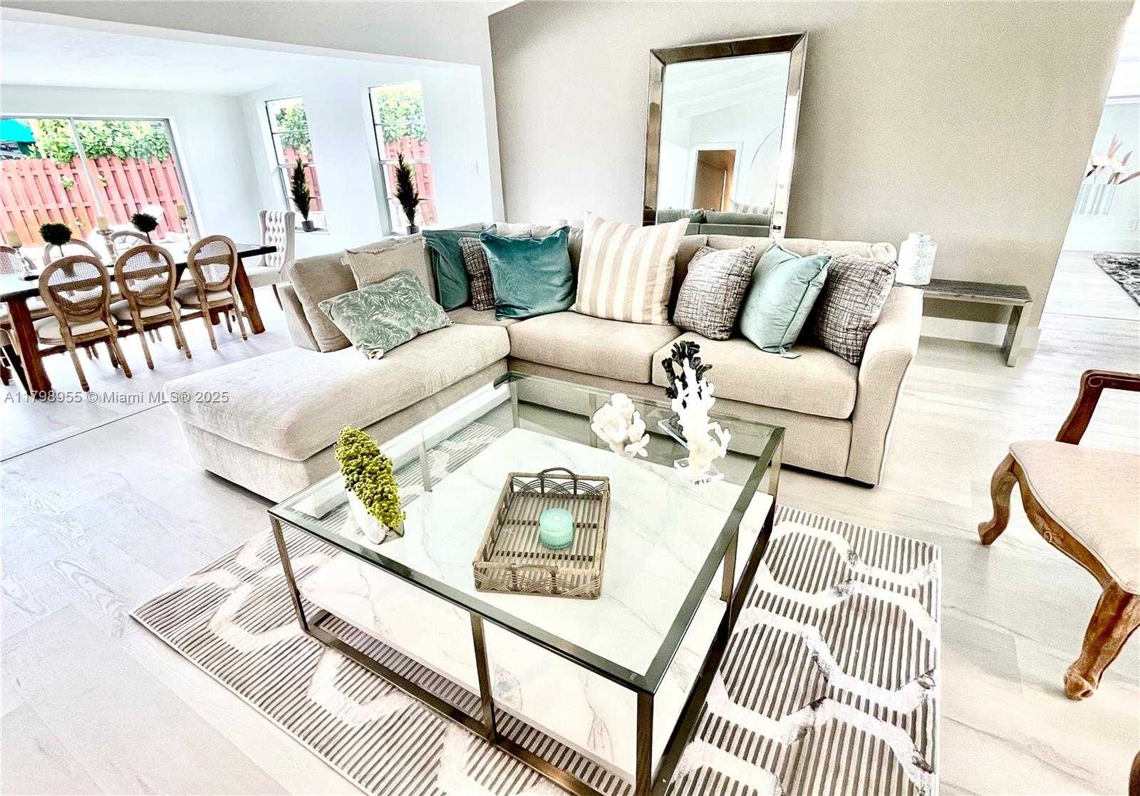 Small Image of 2406 MARATHON LN, Fort Lauderdale Number 11