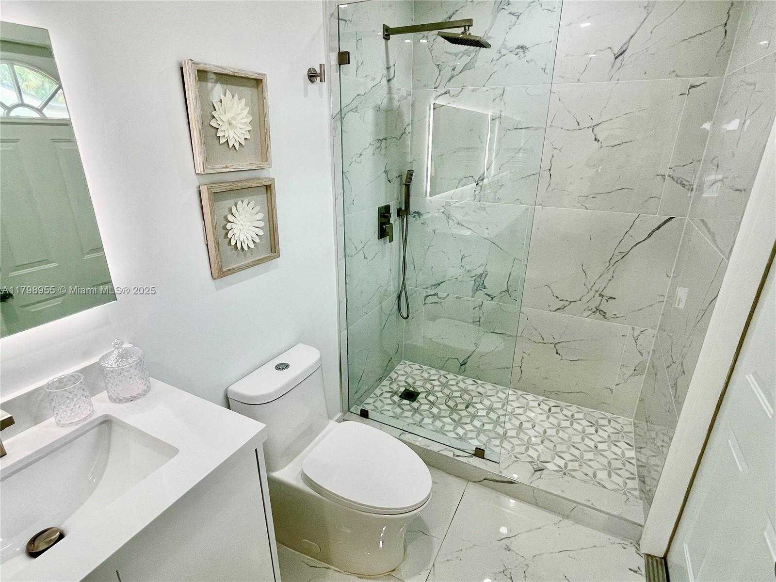 Small Image of 2406 MARATHON LN, Fort Lauderdale Number 24
