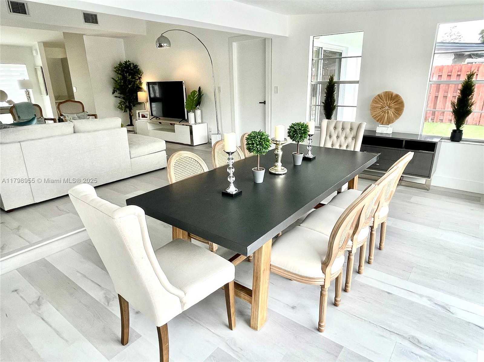Small Image of 2406 MARATHON LN, Fort Lauderdale Number 8
