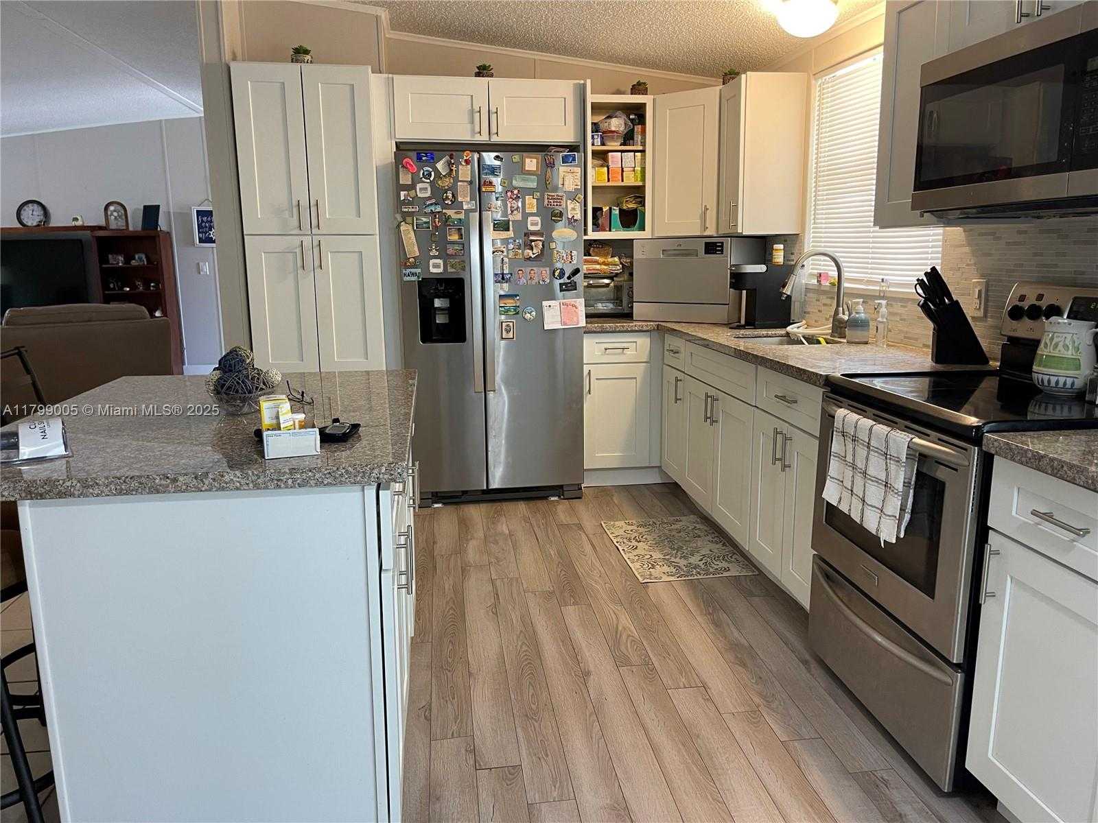 Small Image of 19800 SOUTH WEST 180TH AVE UNIT 454, Miami Number 10