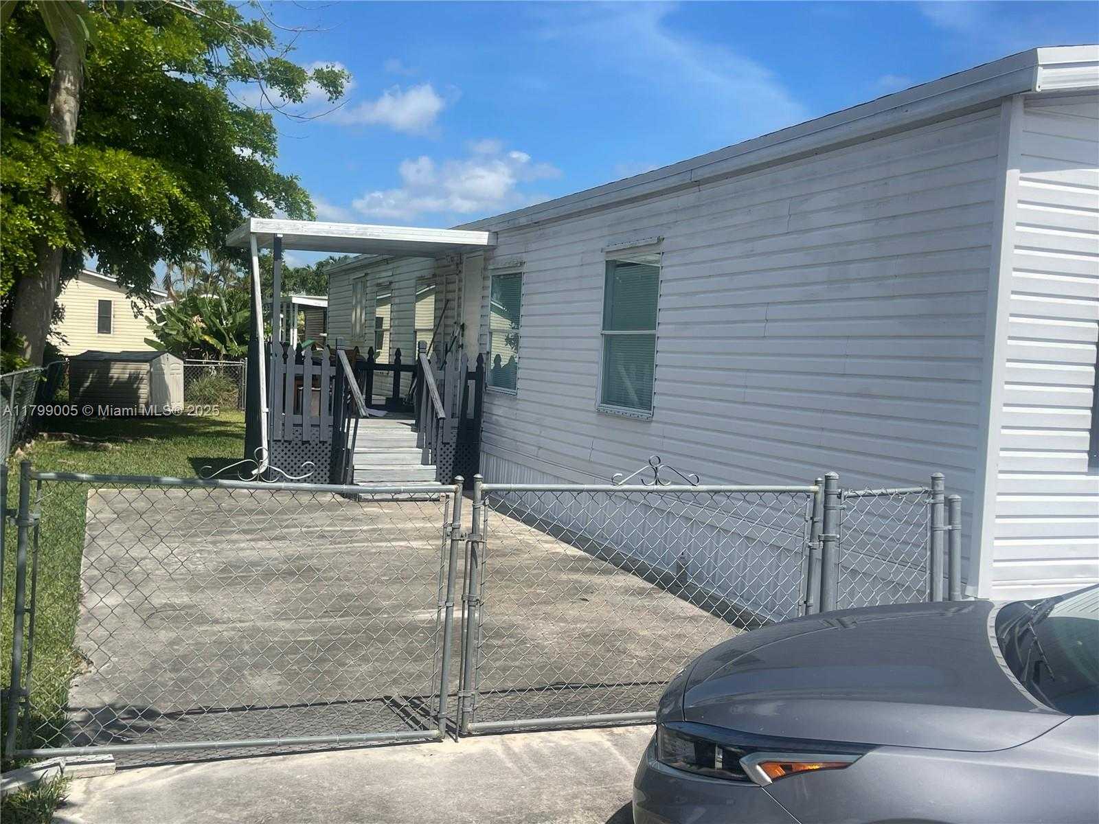 Small Image of 19800 SOUTH WEST 180TH AVE UNIT 454, Miami Number 8