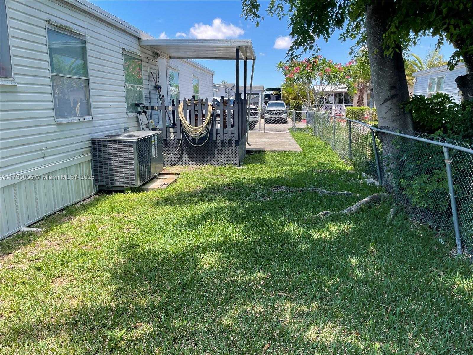 Small Image of 19800 SOUTH WEST 180TH AVE UNIT 454, Miami Number 9