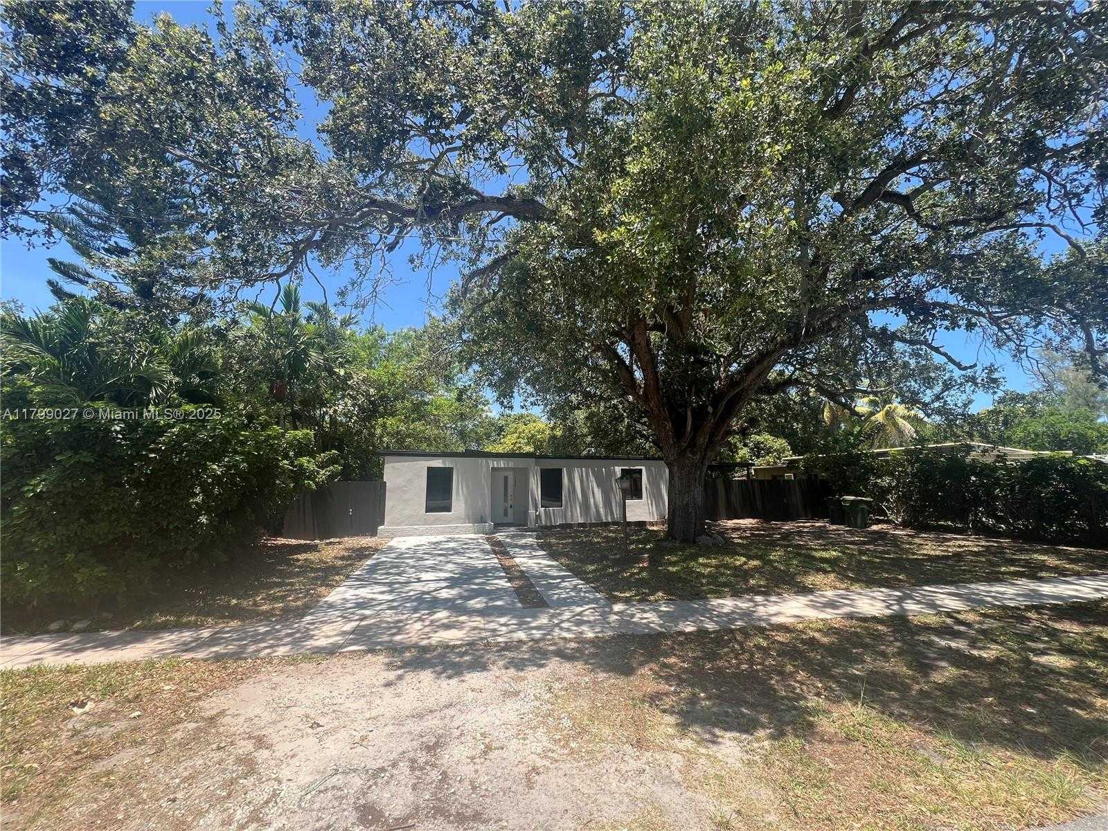 Small Image of 1535 NORTH EAST 139TH ST, North Miami Number 13