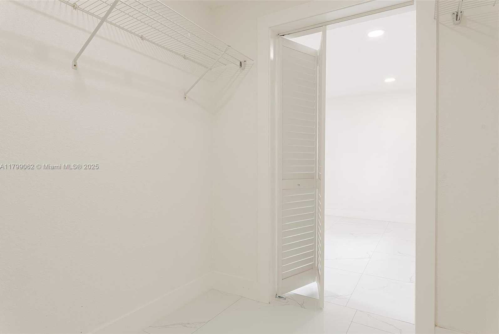 Small Image of 17940 NORTH WEST 13TH CT, Miami Gardens Number 18