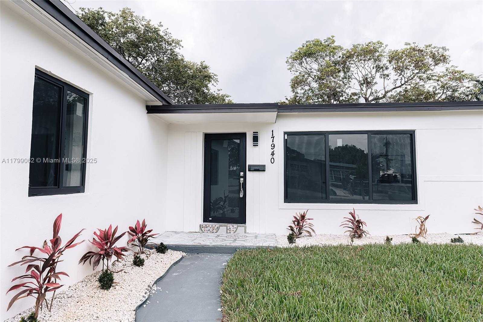 Small Image of 17940 NORTH WEST 13TH CT, Miami Gardens Number 3
