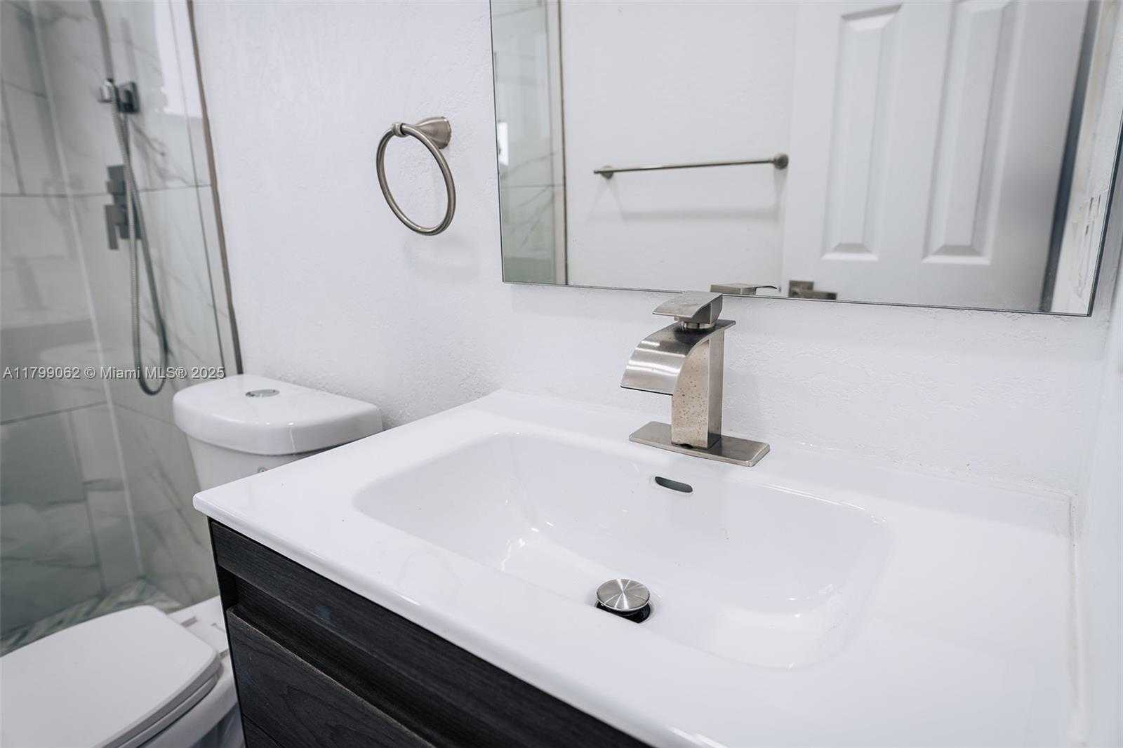 Small Image of 17940 NORTH WEST 13TH CT, Miami Gardens Number 32