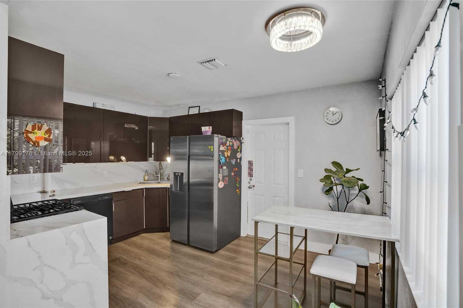 Small Image of 1155 HAYES ST, Hollywood Number 12