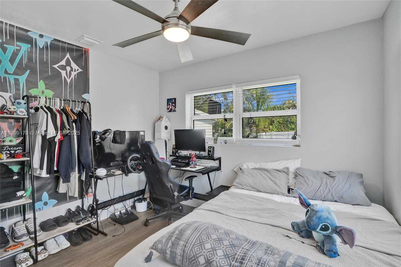 Small Image of 1155 HAYES ST, Hollywood Number 25