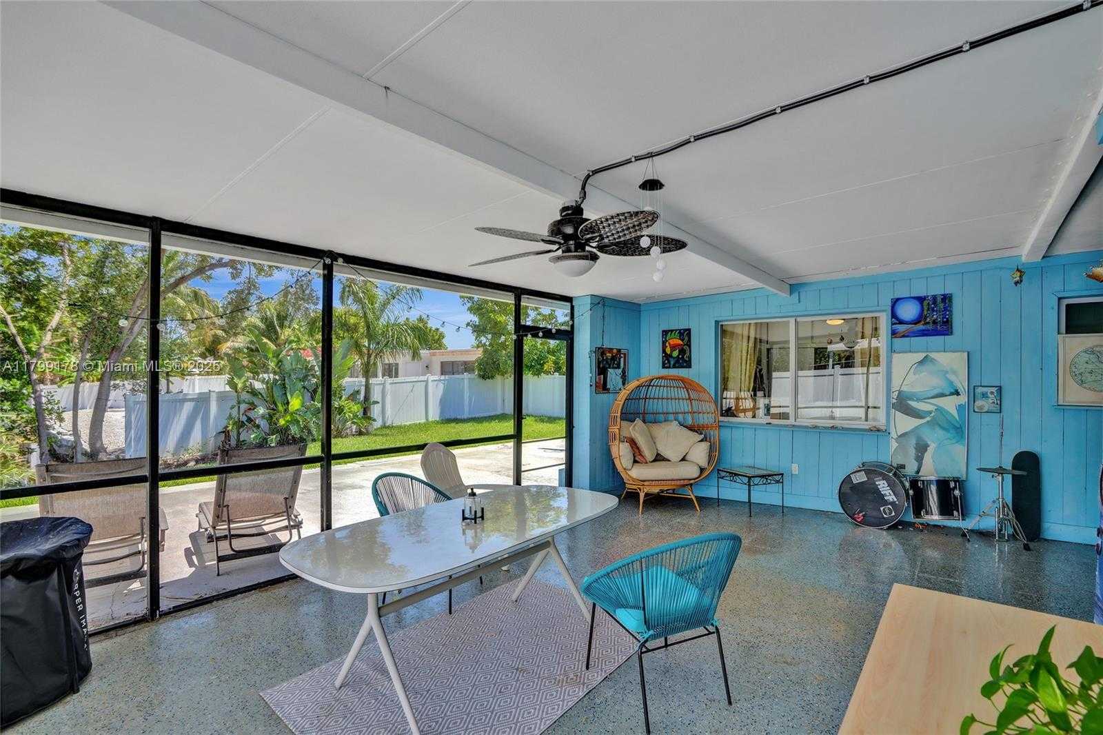 Small Image of 1155 HAYES ST, Hollywood Number 31
