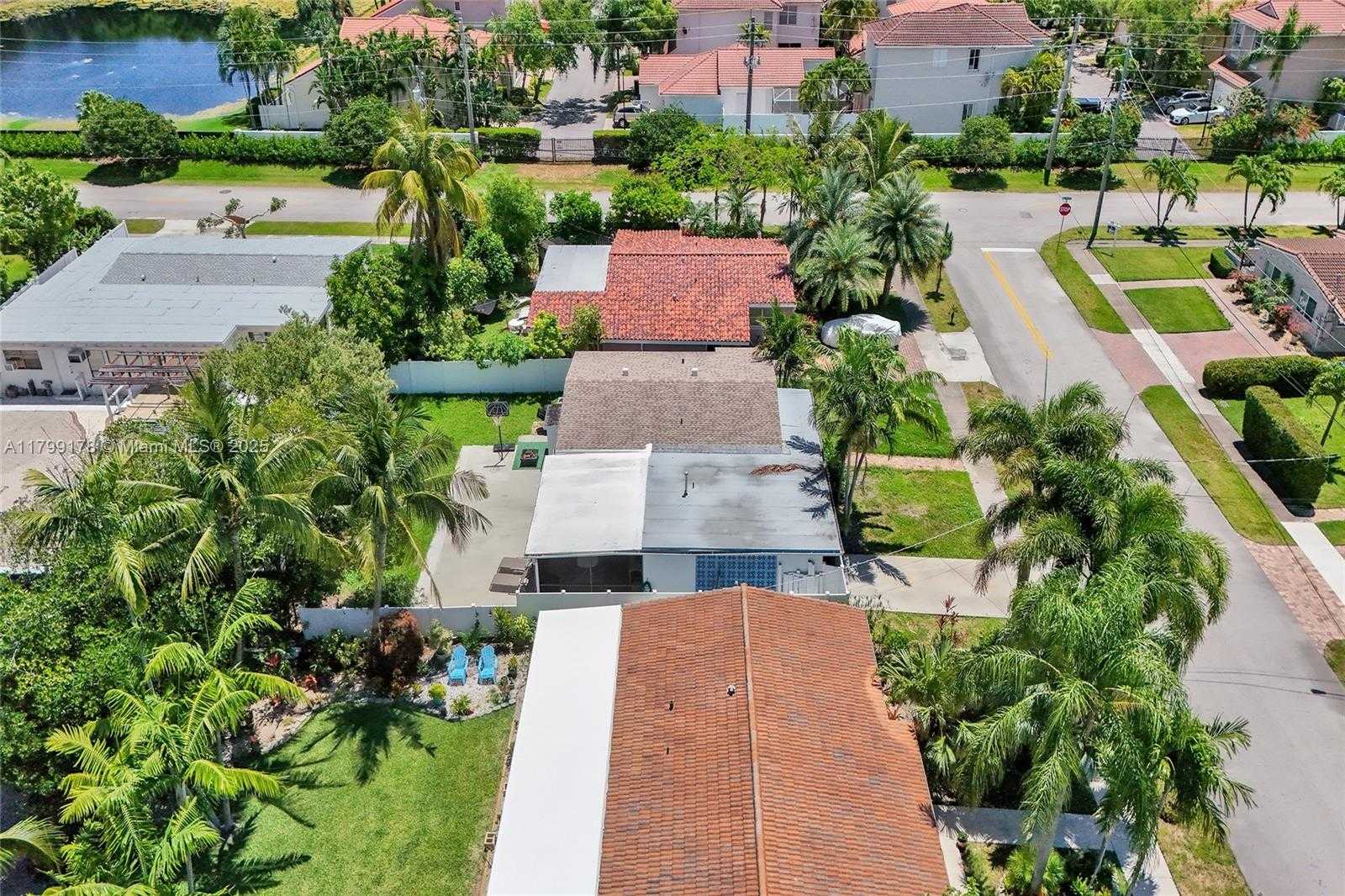 Small Image of 1155 HAYES ST, Hollywood Number 38