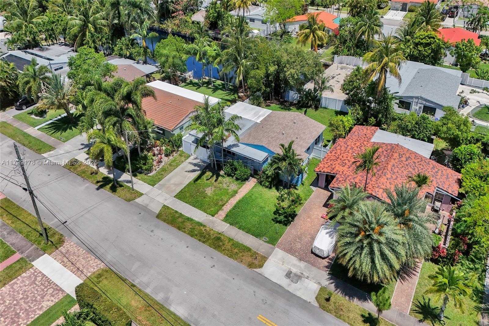 Small Image of 1155 HAYES ST, Hollywood Number 48
