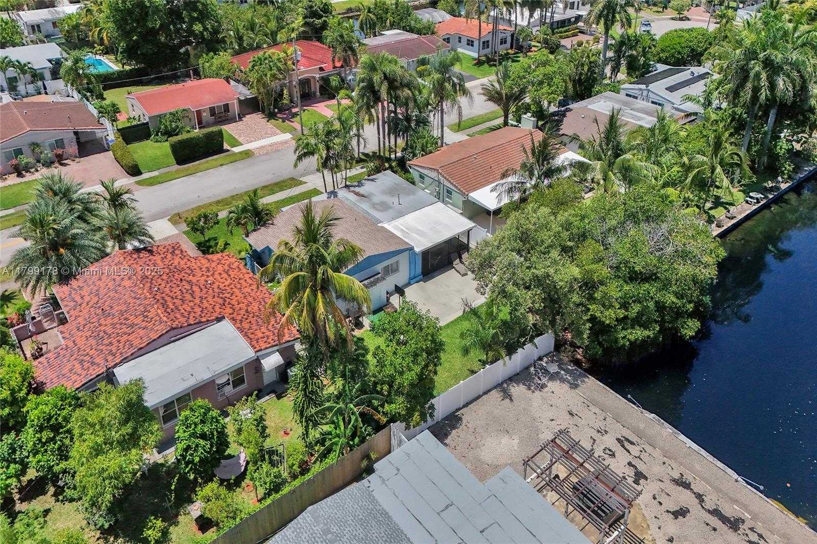 Small Image of 1155 HAYES ST, Hollywood Number 7