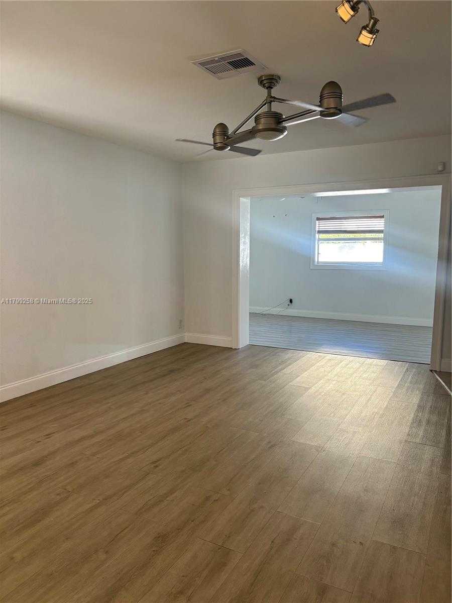 Small Image of 2650 NORTH WEST 67TH TER, Margate Number 14