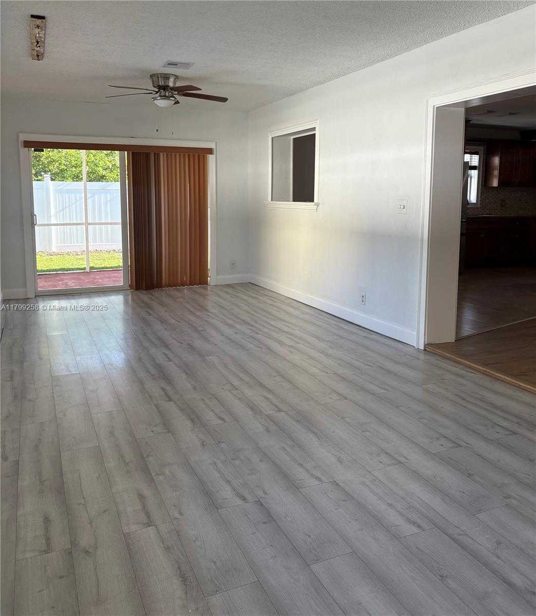 Small Image of 2650 NORTH WEST 67TH TER, Margate Number 23