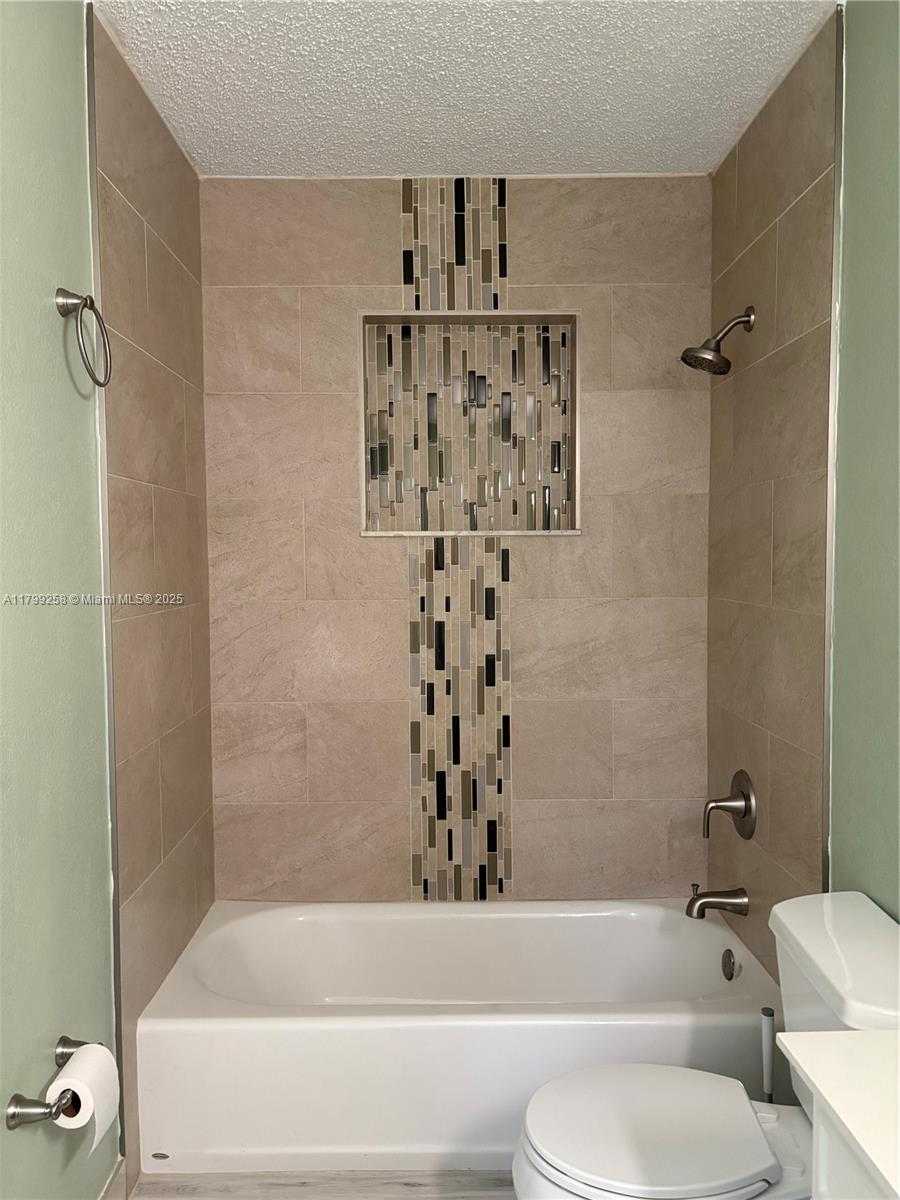 Small Image of 2650 NORTH WEST 67TH TER, Margate Number 32