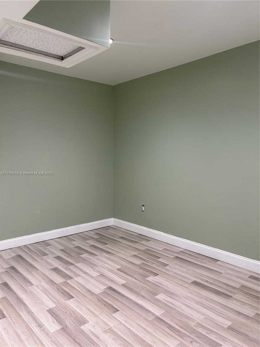 Small Image of 2650 NORTH WEST 67TH TER, Margate Number 35