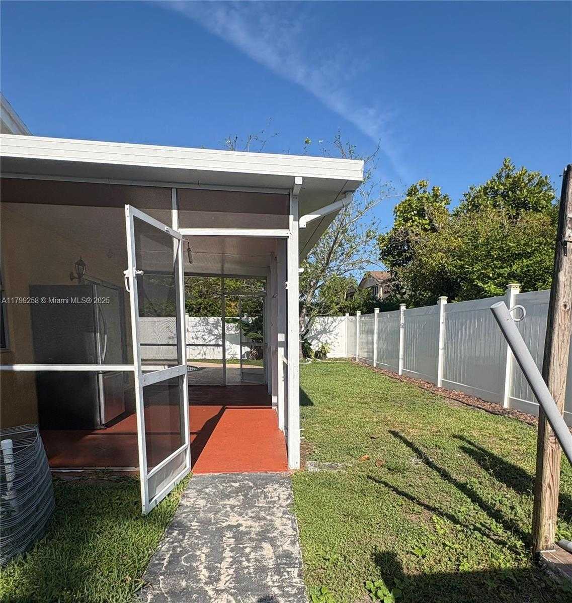 Small Image of 2650 NORTH WEST 67TH TER, Margate Number 38