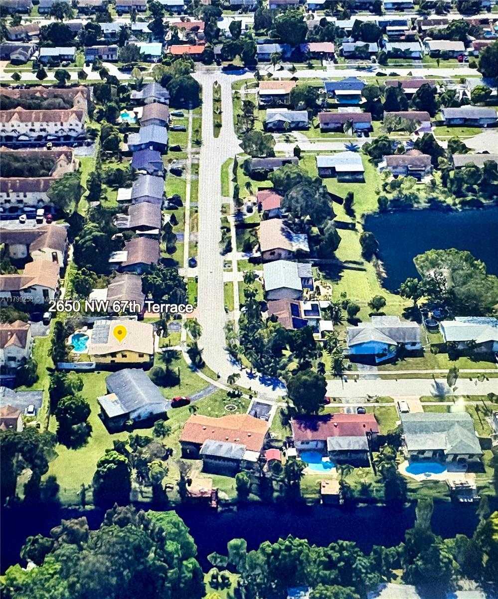 Small Image of 2650 NORTH WEST 67TH TER, Margate Number 43