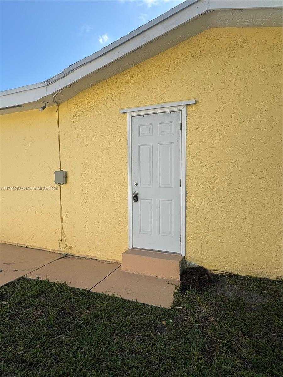 Small Image of 2650 NORTH WEST 67TH TER, Margate Number 44