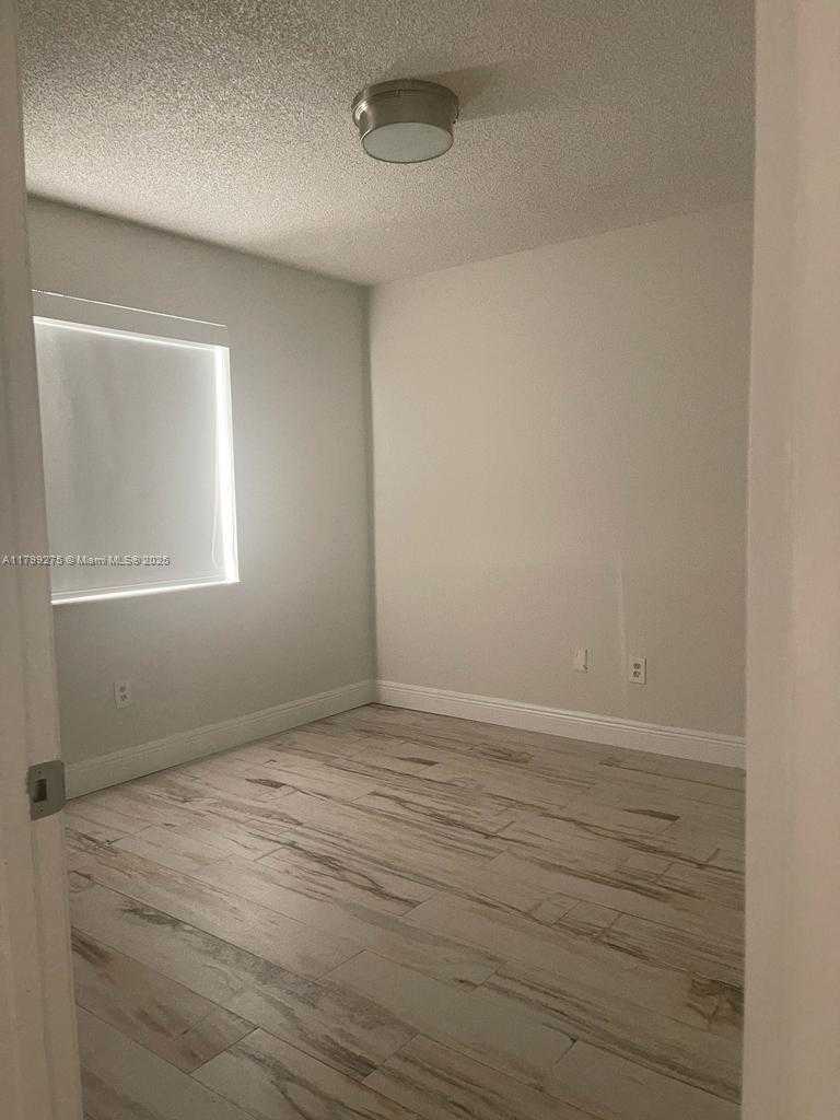 Small Image of 10121 NORTH WEST 51ST LN, Doral Number 10