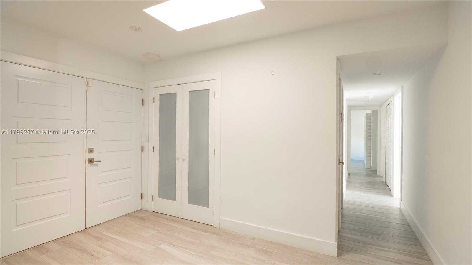 Small Image of 10 PROSPECT DR, Coral Gables Number 15