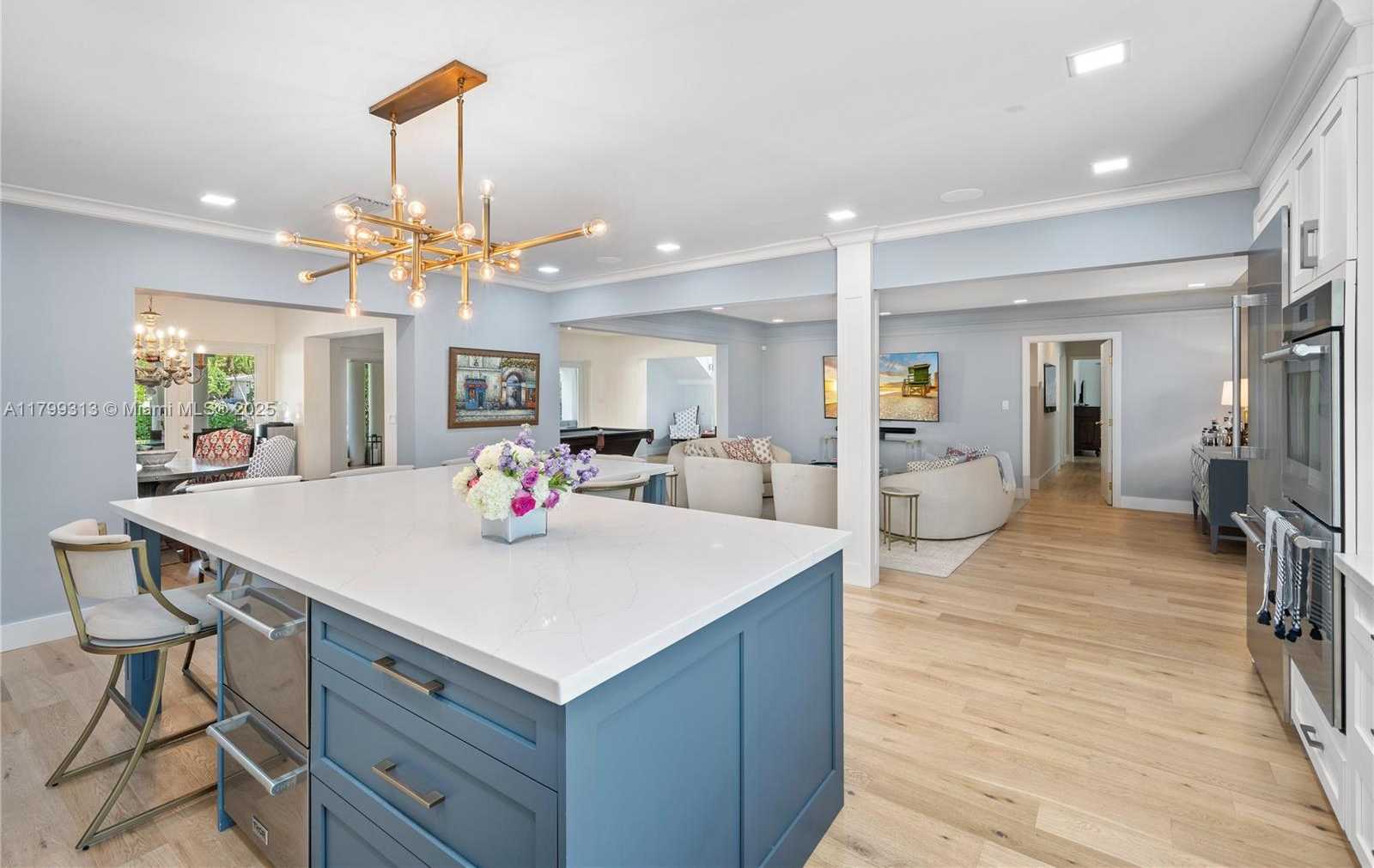 Small Image of 725 VILABELLA AVE, Coral Gables Number 15