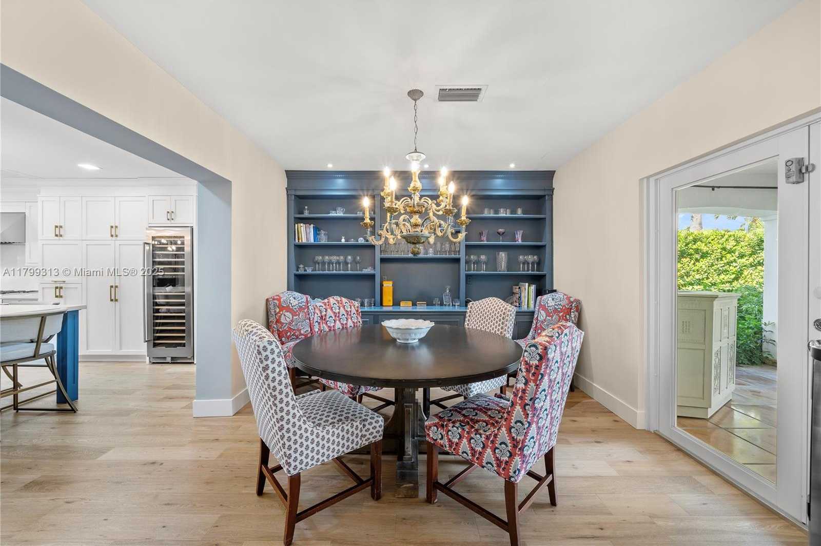 Small Image of 725 VILABELLA AVE, Coral Gables Number 17