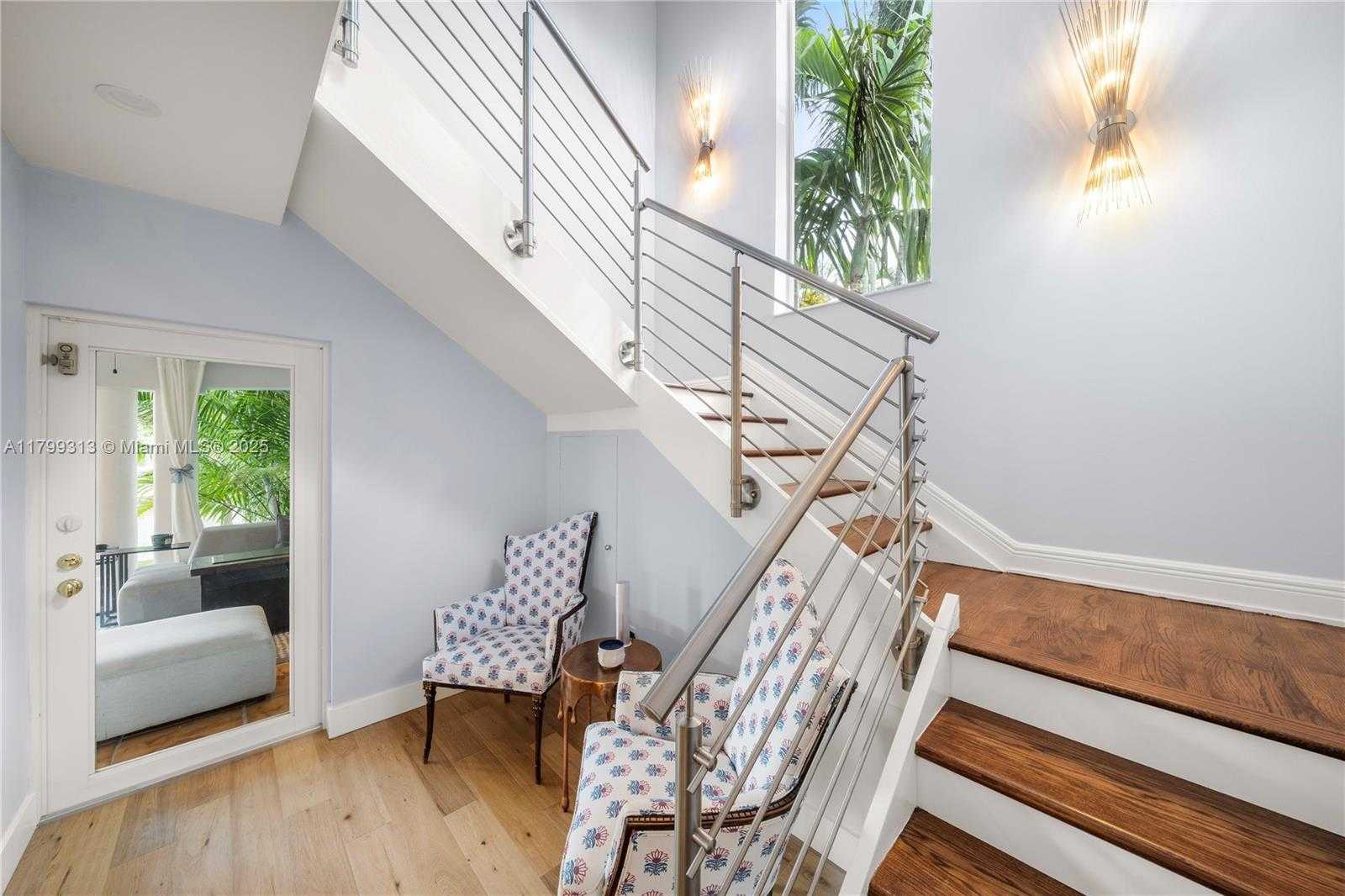 Small Image of 725 VILABELLA AVE, Coral Gables Number 20