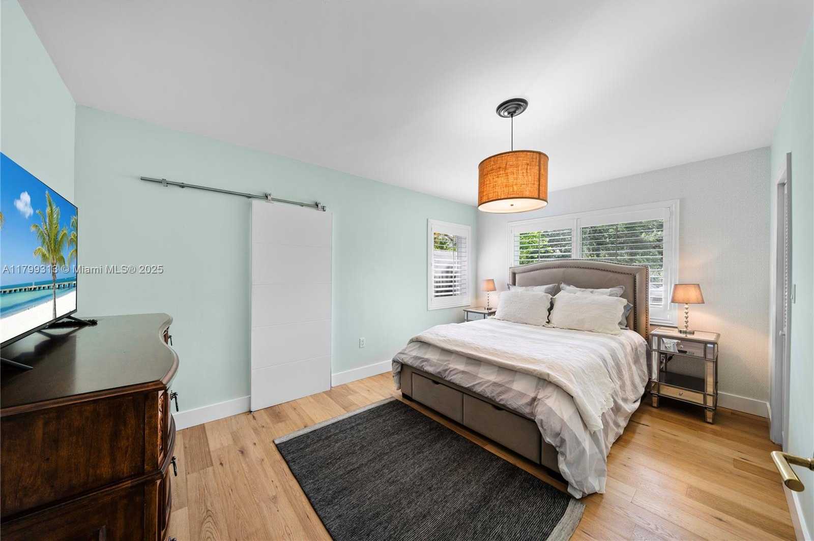 Small Image of 725 VILABELLA AVE, Coral Gables Number 30