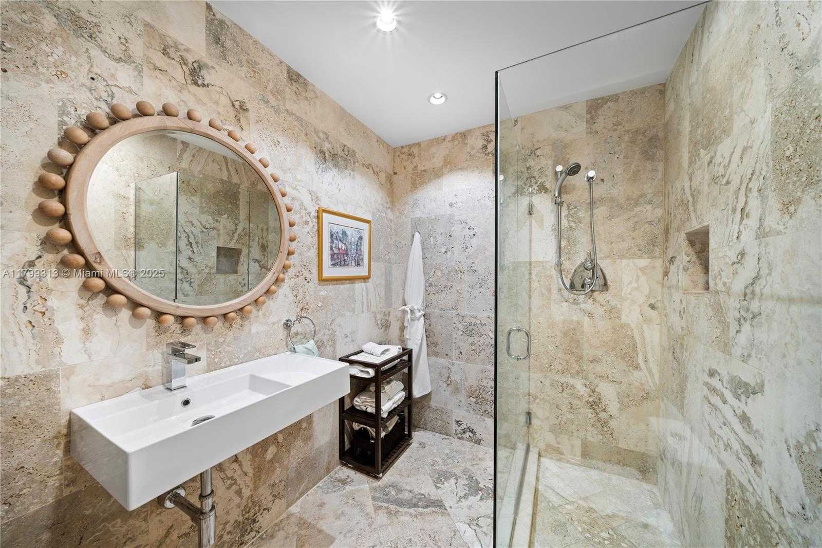 Small Image of 725 VILABELLA AVE, Coral Gables Number 33